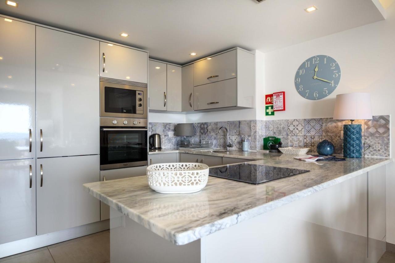 Waterside 3 Bedroom Sea View Praia Da Luz Екстер'єр фото